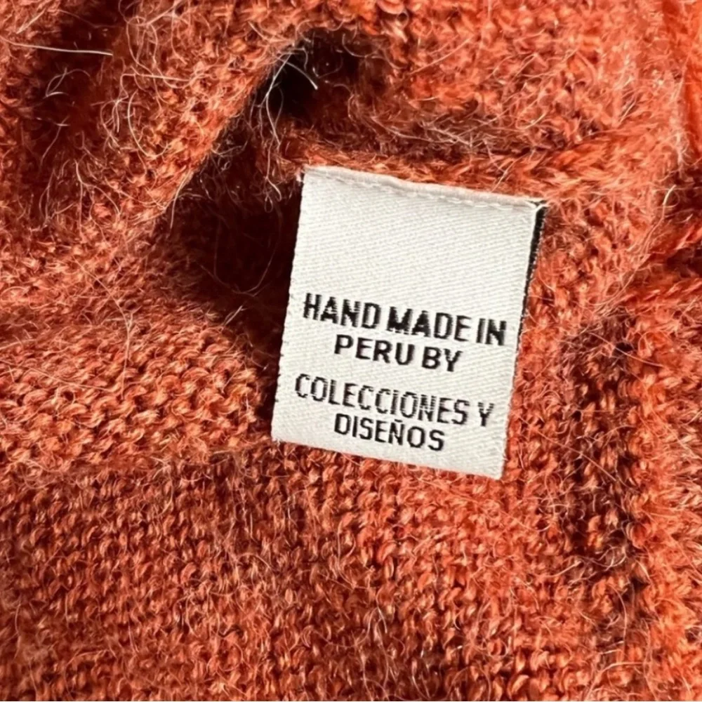 Alpaca‎ sweater. Hand made in Peru.